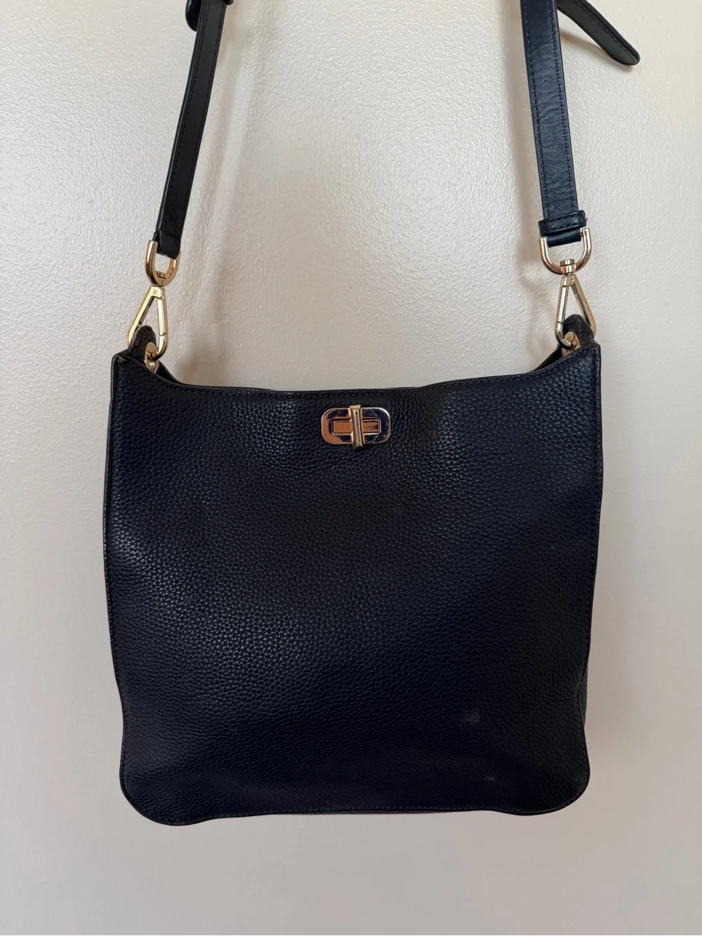 MICHAEL KORS Sullivan Pebbled Leather Crossbody Messenger Bag Turn lock in Navy